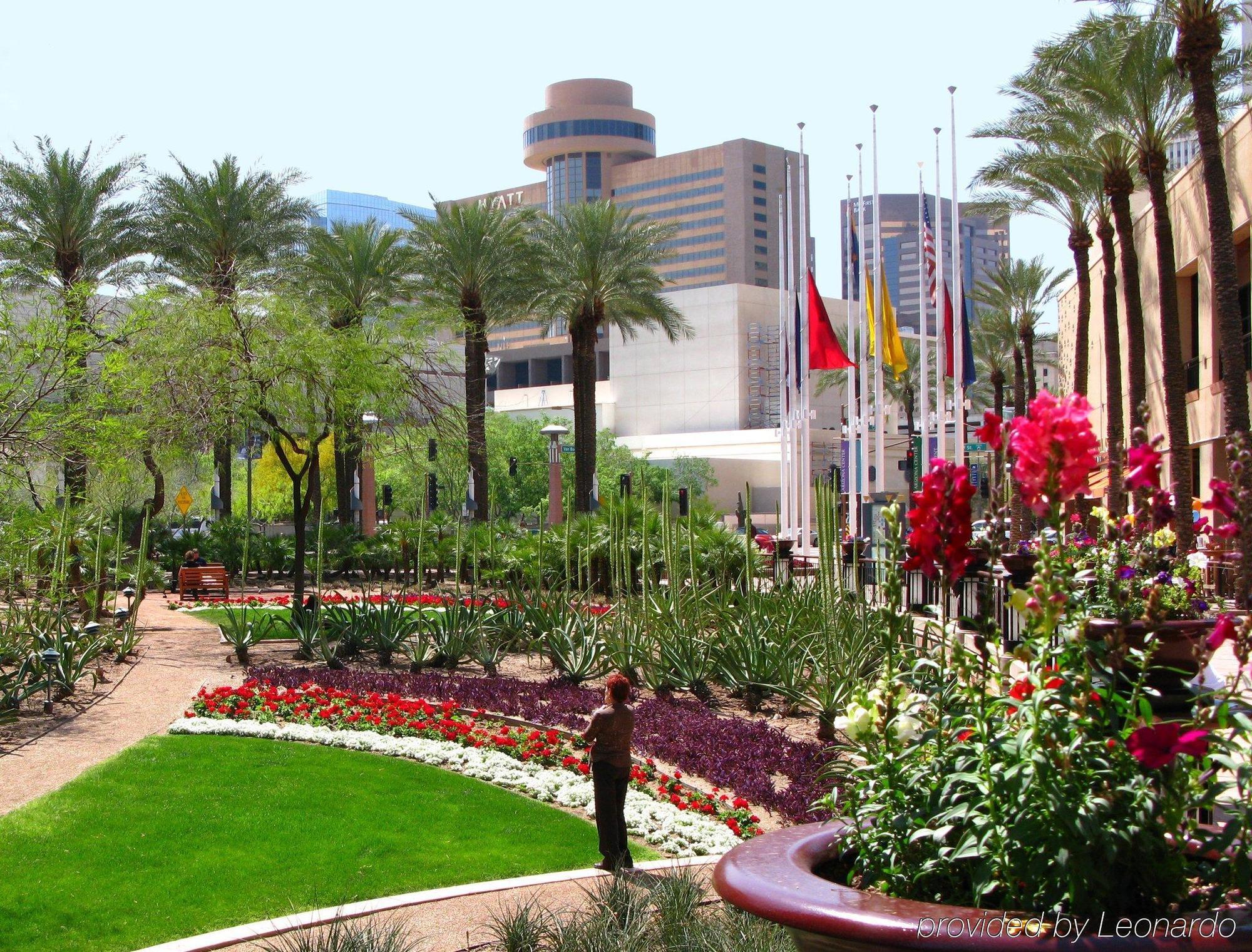 Hampton Inn Phoenix - Biltmore Kültér fotó